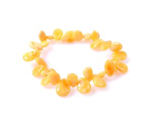 Листенца кехлибар в цвят крем карамел