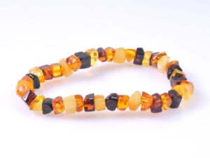 Кубчета кехлибар цвят микс