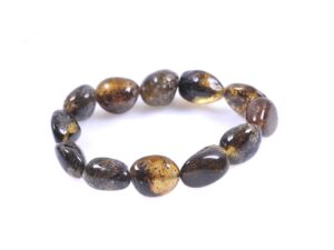 Гривна едри късове зелен кехлибар